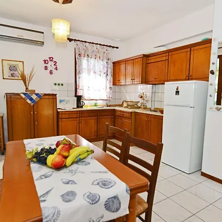Villa Eleni * Chrysi Ammoudia